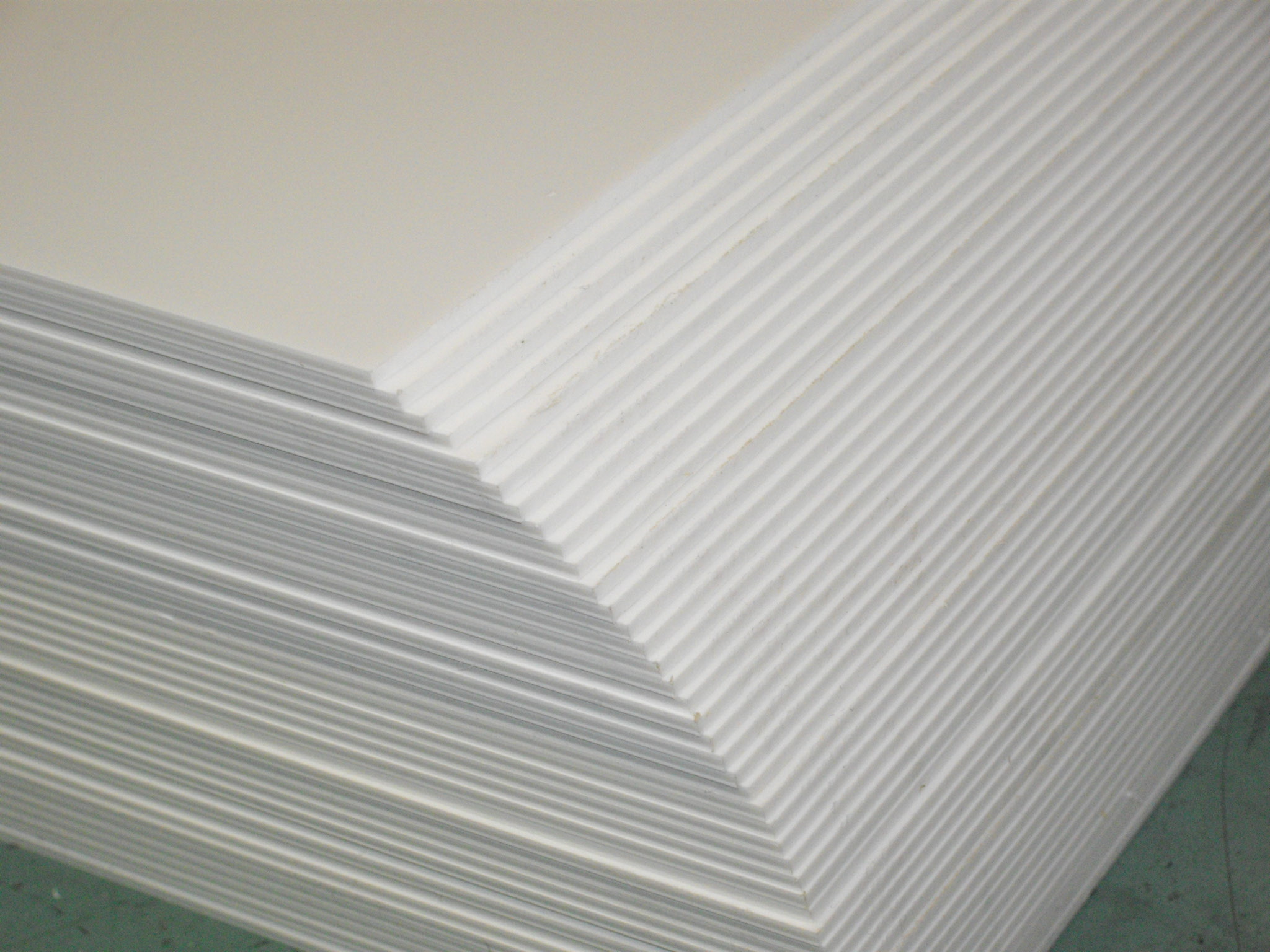 Polystyrolplatten weiß, matt 1mm MechaPlus CNC-Modellbau